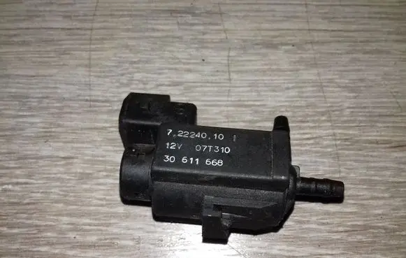 Volvo V70 Vacuum valve 72224010 30611668