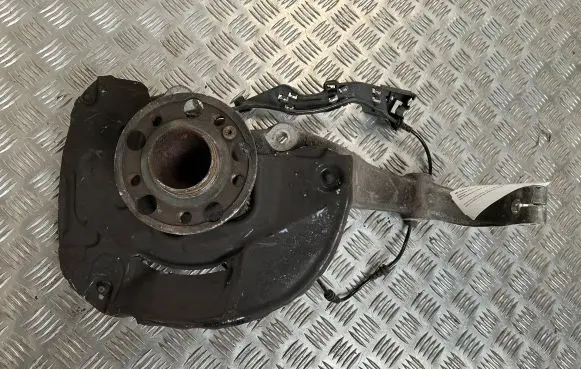 Mercedes-Benz S W222 Front wheel hub A2222001