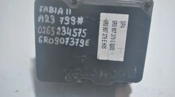 Skoda Roomster (5J) ABS Pump 6R0907379E