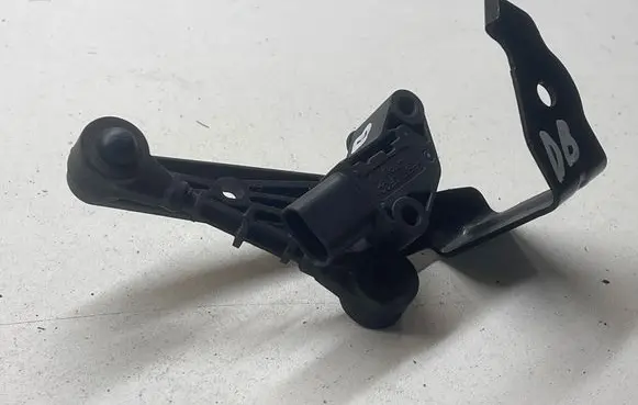 Land Rover Range Rover Sport L494 Headlight/headlamp level sensor JPLA3D026AA 304258 21327