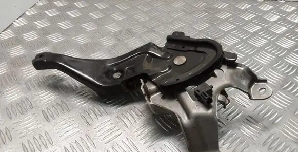 Handbrake/parking brake lever assembly