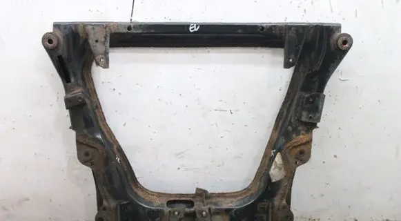 Nissan Leaf I (ZE0) Front subframe