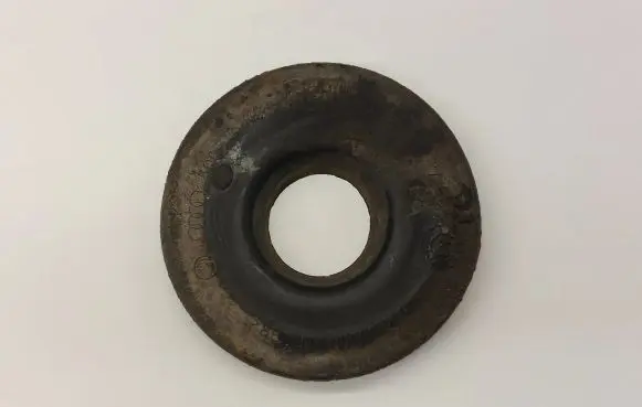 Volkswagen Golf VII Front coil spring rubber mount 5Q0512149A