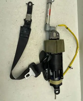 Saab 9-5 Front seatbelt 0431096 1000043 200309110405