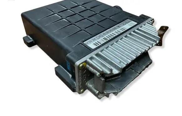Mercedes-Benz E W124 Engine control unit/module 0095450032