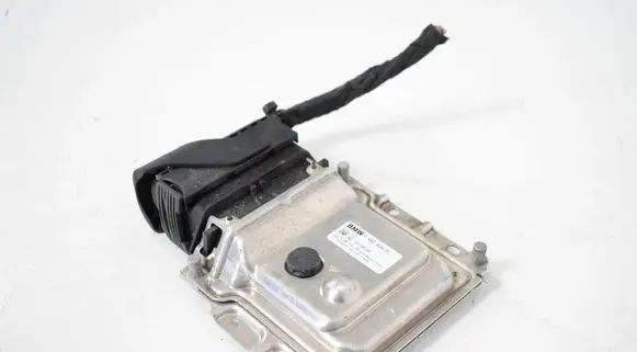 BMW X5 F15 Adblue control unit 0281032793 7445434