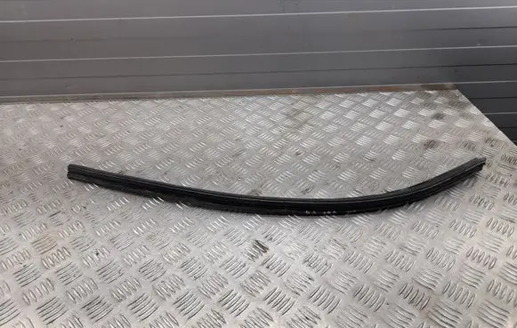 Audi Q5 SQ5 Rubber seal front door window/glass 80A837479
