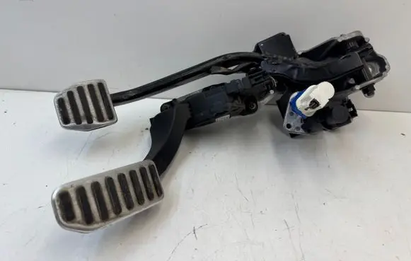 Volvo V60 Brake pedal 31290373 31329371