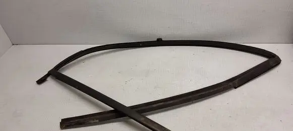 Chrysler Town u0026 Country IV Rubber seal front coupe door window 