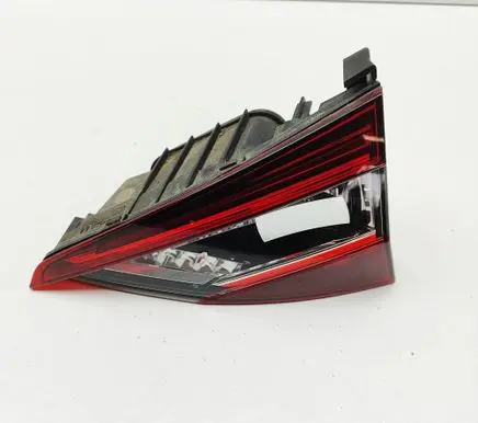 Skoda Superb B8 (3V) Tailgate rear/tail lights 3V9945308E 3V9945308D