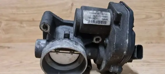 Ford Focus C-MAX Throttle valve VP4M5U9E927A