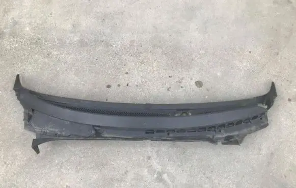 Citroen C3 Wiper trim 9637992377