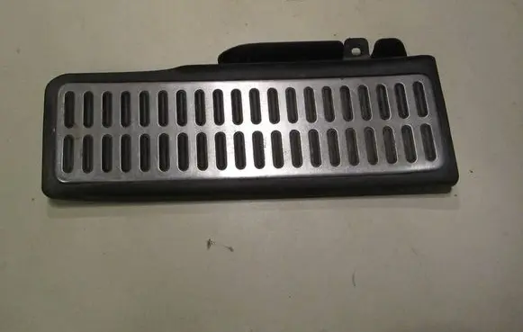 Volkswagen Golf VI Foot rest pad/dead pedal 1K1864551 57531