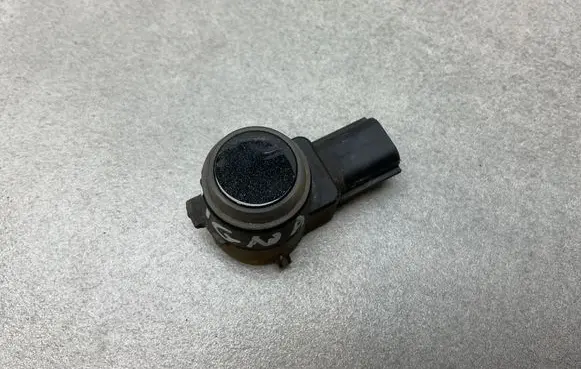 Opel Insignia A Parking PDC sensor 13300764