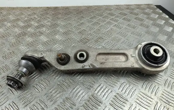 Mercedes-Benz SL R231 Front lower control arm/wishbone K198602
