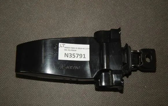 Skoda Fabia Mk3 (NJ) Rear door check strap stopper 6V0839267
