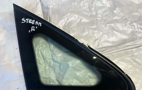 Honda Stream Front triangle window/glass D6T20 A002345 43R00033
