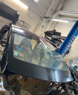 Tesla Model X Front windscreen/windshield window 43R014900 E001244