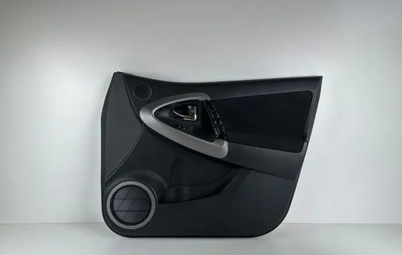Toyota RAV 4 (XA30) Front door card panel trim