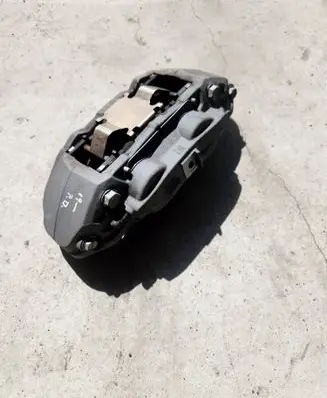 Ford Mustang VI Front brake caliper 2B294R