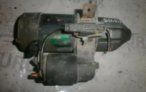 Nissan Sunny Starter motor 2330070y01