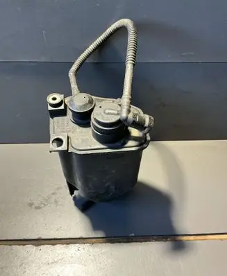 Volkswagen Golf IV Active carbon filter fuel vapour canister 1J0201801