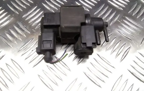 Audi A6 S6 C6 4F Turbo solenoid valve 059906628B 70101900
