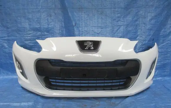 Peugeot 308 Front bumper