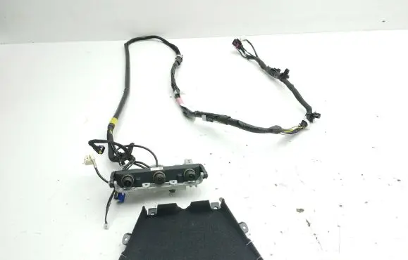 Tesla Model 3 Windshield/windscreen camera A18106030301 153598200A