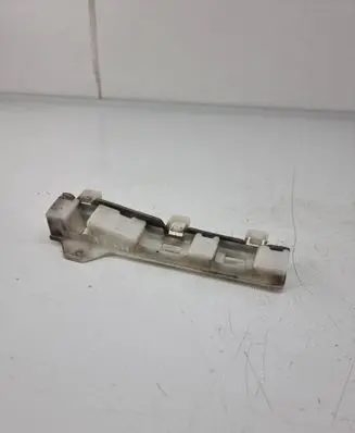 BMW M4 F82 F83 Fender mounting bracket 8054315