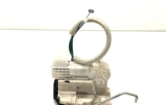 KIA Rio Front door lock