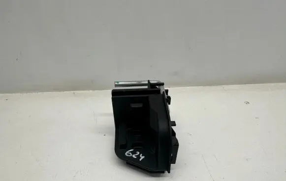 BMW 3 F30 F35 F31 Parcel shelf load cover mount bracket 9918012457