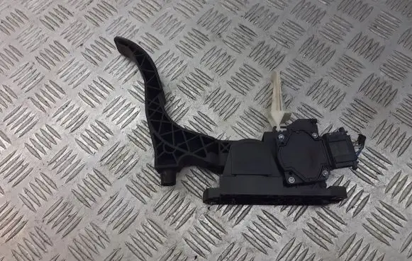 Seat Leon (1M) Accelerator throttle pedal 1J1721503K