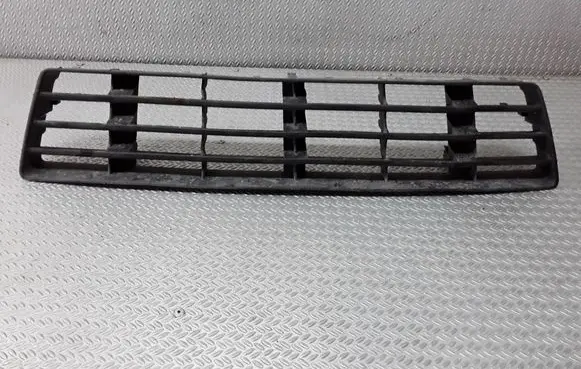 Front bumper lower grill