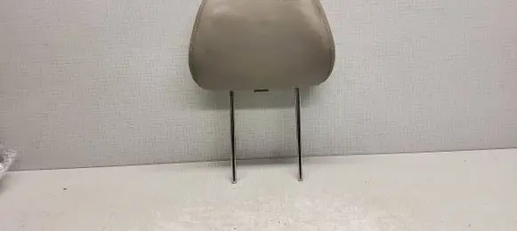 Hyundai Sonata Front seat headrest 
