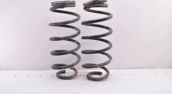 Toyota Verso-S Rear coil spring