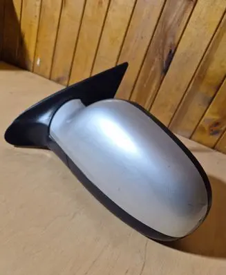 Volvo V70 Front door electric wing mirror E11015463