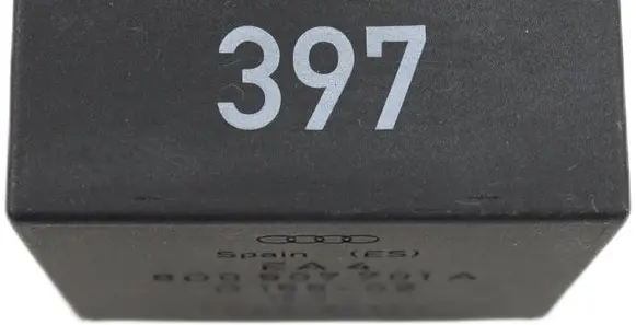 Audi A4 S4 B5 8D Other relay 8D0907701A D15502