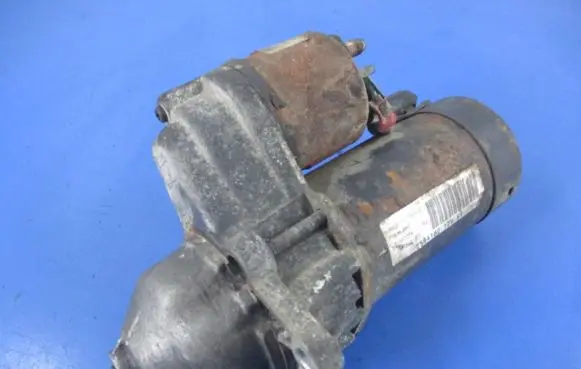 Opel Zafira A Starter motor