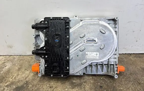 Volkswagen ID.7 Battery charger (optional) 1EE915684Q 1EE915684E