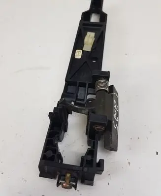 Nissan Murano Z50 Front door exterior handle/bracket 