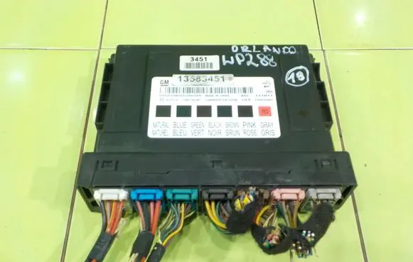 Chevrolet Orlando Central body control module 13583451