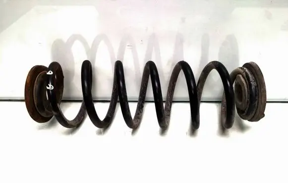 Volkswagen PASSAT B7 Rear coil spring 1k0512149b