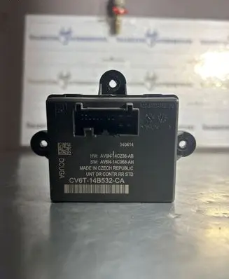 Ford Kuga II Door control unit/module AV6N14C236AB CV6T14B532CA AV6N14C068AH