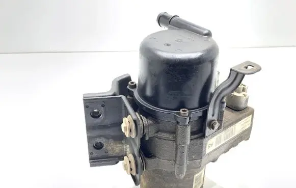 Jeep Grand Cherokee Power steering pump P05154449AD