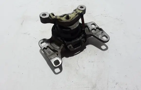 Volvo V40 Engine mount bracket 32222136