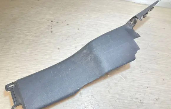 Mercedes-Benz Vito Viano W447 (B) pillar trim (top) A4476905825 A4476906325 A4476905925