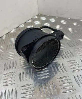 BMW 5 E60 E61 Mass air flow meter F00C2G7041