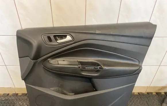 Ford Kuga II Front door card panel trim