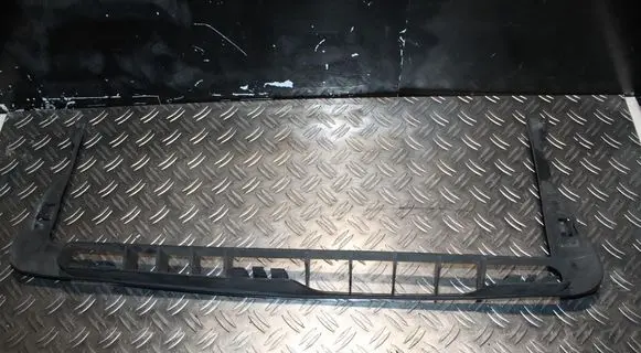 Radiator trim